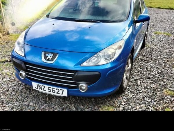 Peugeot 207 Hatchback, Diesel, 2008, Black