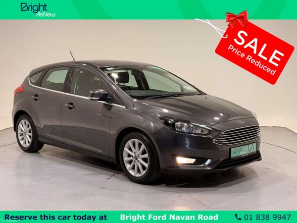 Ford Focus Hatchback, Petrol, 2018, Grey