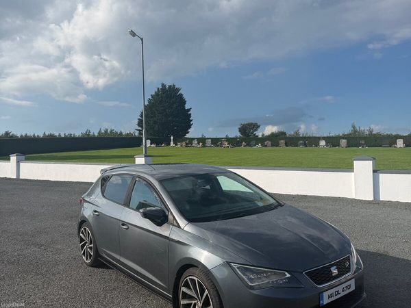 SEAT Leon Hatchback, Diesel, 2014, Grey