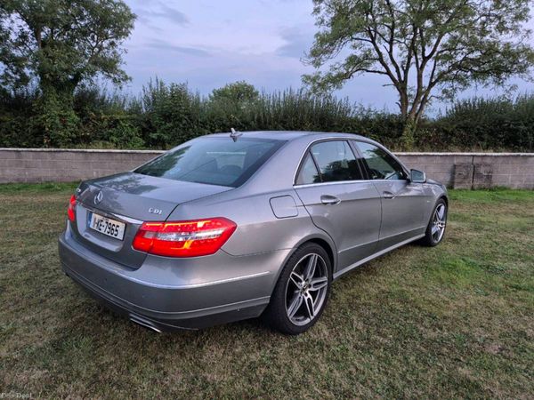 Mercedes-Benz E-Class Saloon, Diesel, 2011, Silver