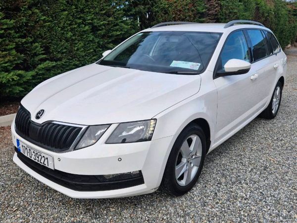 Skoda Octavia Estate, Diesel, 2017, White