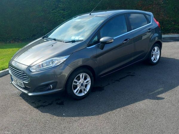 Ford Fiesta Hatchback, Petrol, 2015, Grey