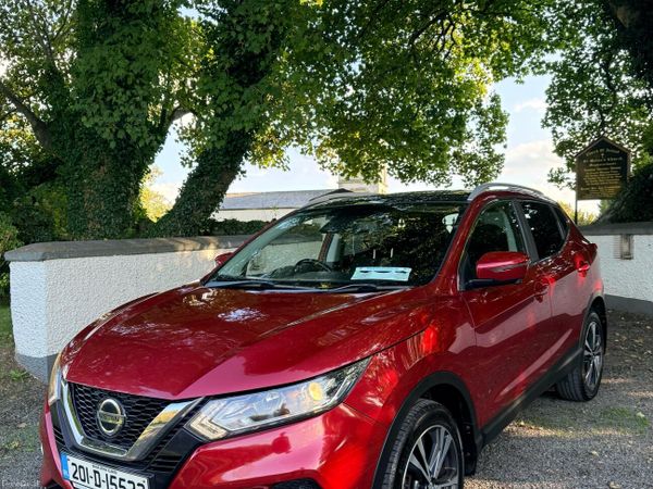 Nissan Qashqai MPV, Diesel, 2020, Red