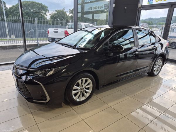 Toyota Corolla Saloon, Petrol Hybrid, 2023, Black