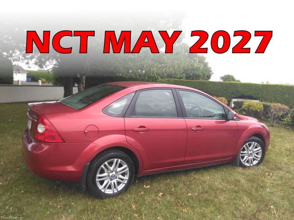 Ford Focus Saloon, Diesel, 2009, Red