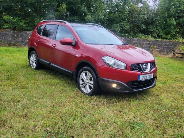 Nissan Qashqai Hatchback, Diesel, 2012, Beige