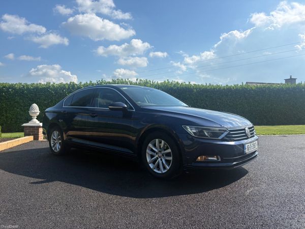 Volkswagen Passat Saloon, Diesel, 2016, Blue