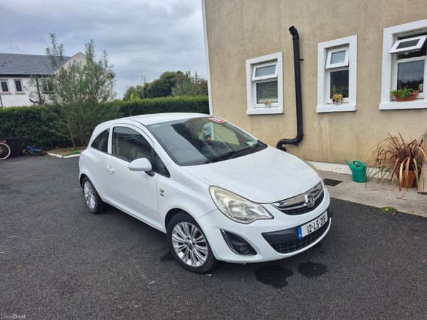 Vauxhall Corsa Hatchback, Petrol, 2012, White
