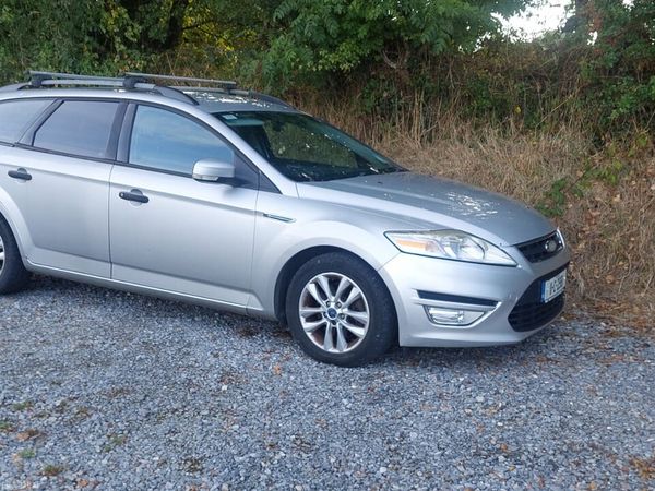 Ford Mondeo Estate, Diesel, 2011, Silver