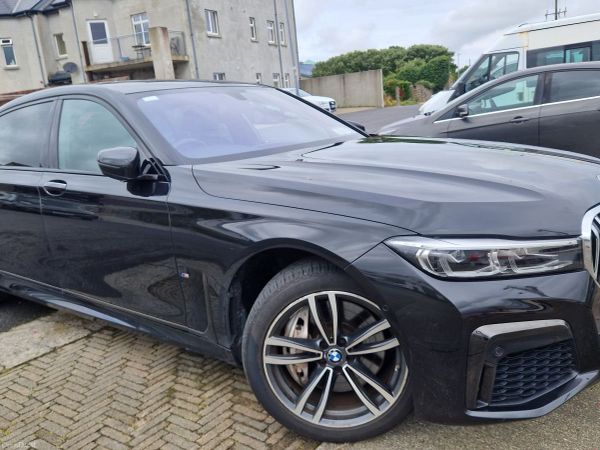 BMW 7-Series Saloon, Petrol Plug-in Hybrid, 2019, Black