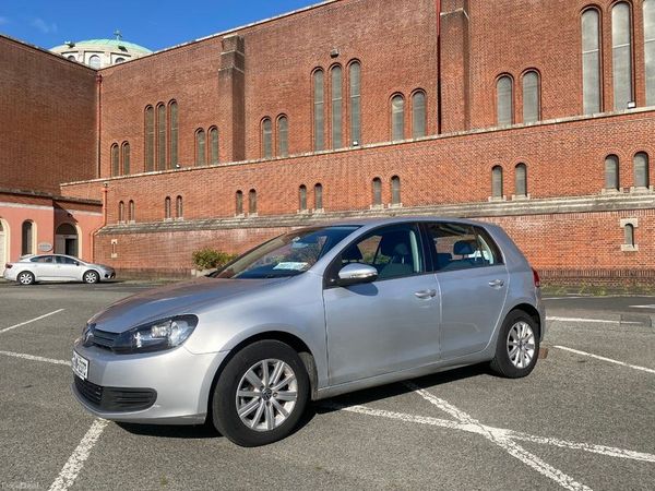 Volkswagen Golf Hatchback, Petrol, 2010, Silver
