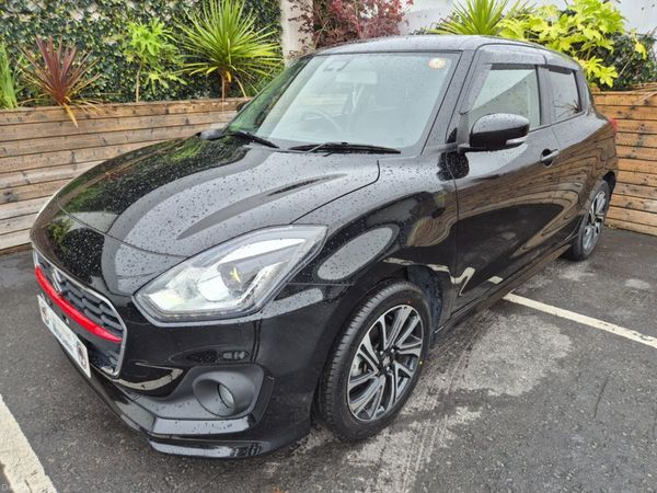 Suzuki Swift Hatchback, Petrol, 2023, Black
