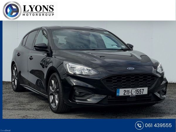 Ford Focus Hatchback, Petrol Hybrid, 2021, Black
