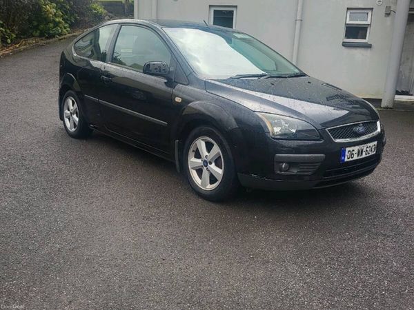 Ford Focus Hatchback, Petrol, 2006, Black