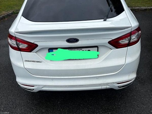 Ford Mondeo Hatchback, Diesel, 2017, White