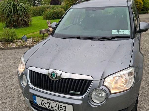 Skoda Yeti SUV, Diesel, 2012, Grey