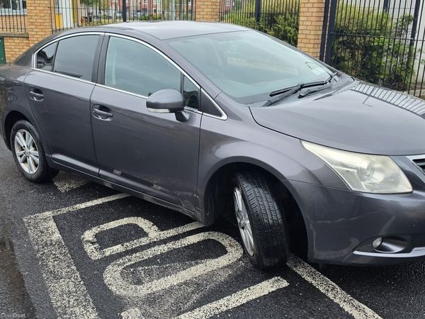 Toyota Avensis Saloon, Diesel, 2010, Grey