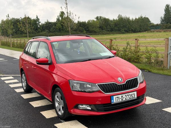 Skoda Fabia Estate, Petrol, 2017, Red