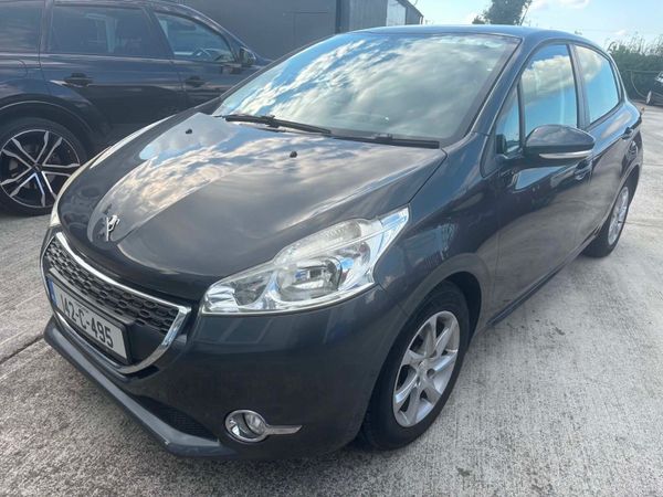 Peugeot 208 Hatchback, Petrol, 2014, Grey