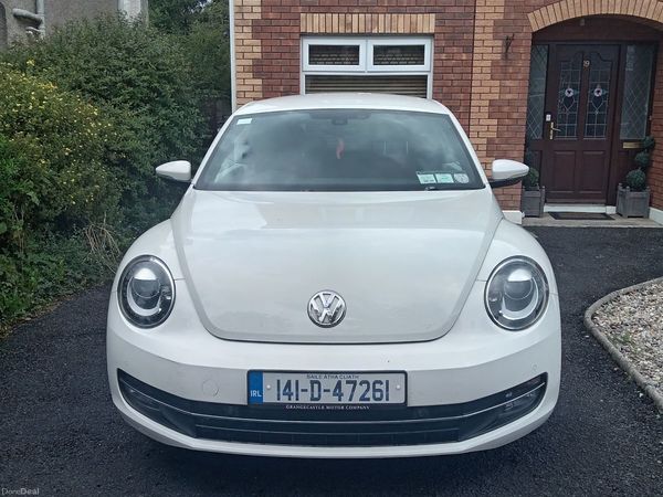 Volkswagen Beetle Hatchback, Petrol, 2014, White