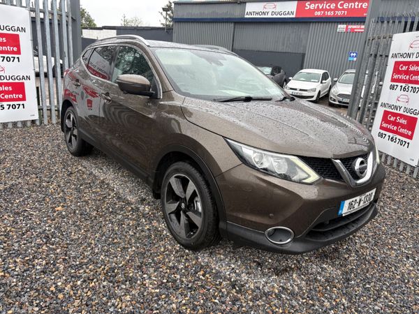 Nissan Qashqai Hatchback, Diesel, 2016, Brown