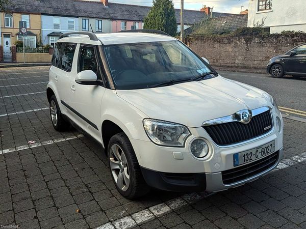 Skoda Yeti SUV, Diesel, 2013, White