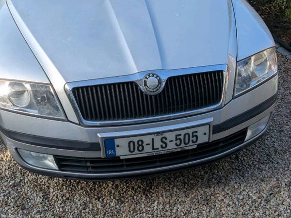Skoda Octavia Hatchback, Petrol, 2008, Silver