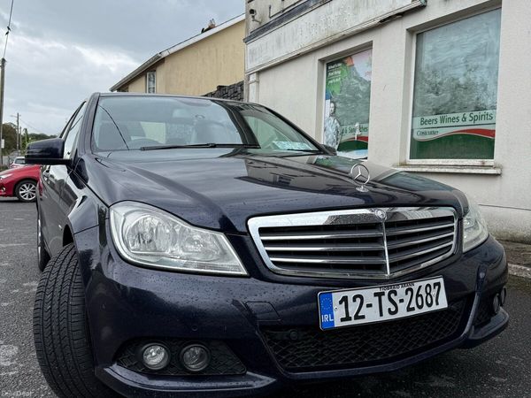 Mercedes-Benz C-Class Saloon, Diesel, 2012, Blue
