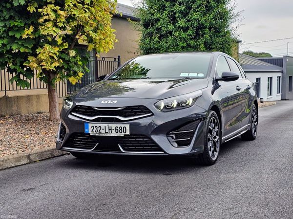Kia Ceed Hatchback, Petrol, 2023, Grey