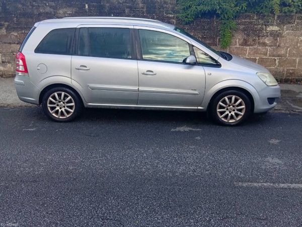 Opel Zafira MPV, Petrol, 2008, Silver