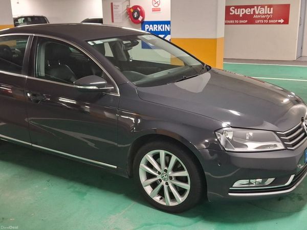 Volkswagen Passat Saloon, Diesel, 2014, Grey