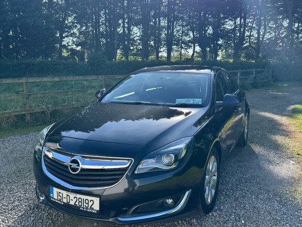 Opel Insignia Hatchback, Diesel, 2015, Black