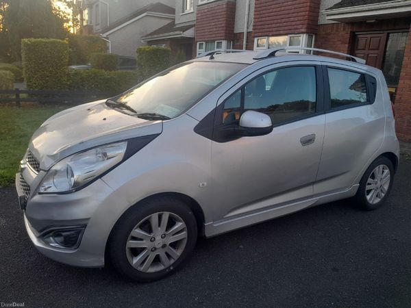 Chevrolet Spark Hatchback, Petrol, 2013, Silver