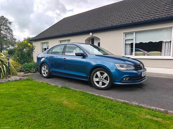Volkswagen Jetta Saloon, Diesel, 2016, Blue