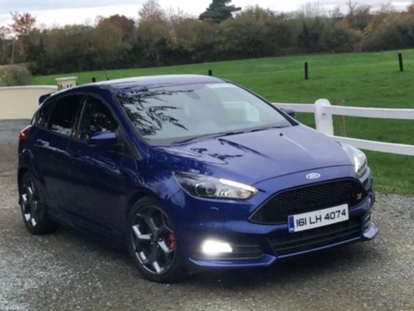 Ford Focus Hatchback, Diesel, 2016, Blue