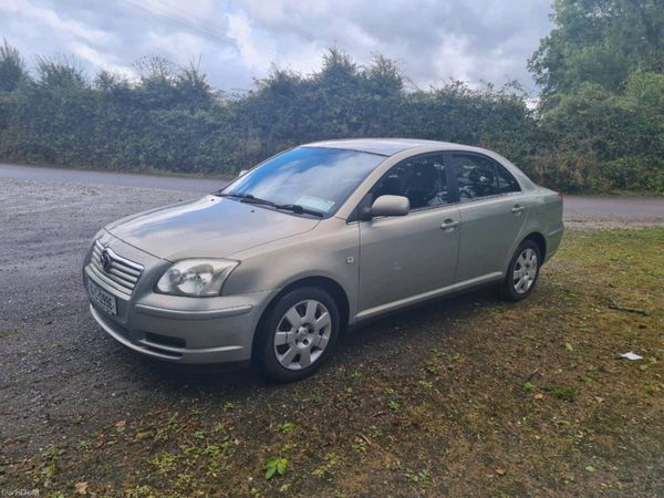 Toyota Avensis Saloon, Petrol, 2006, Green