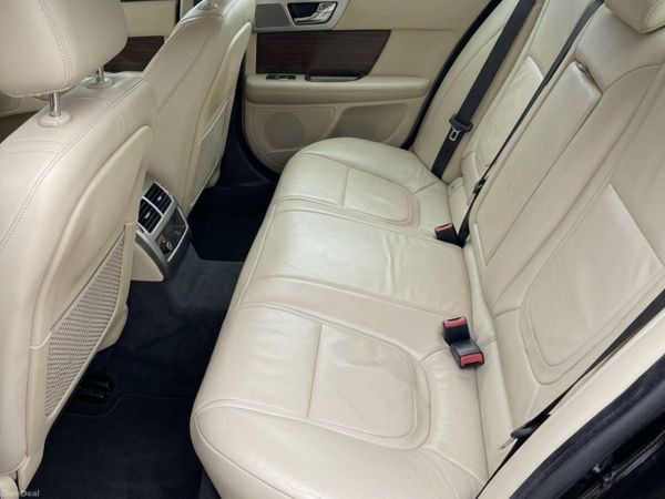 Jaguar XF Saloon, Diesel, 2012, Black