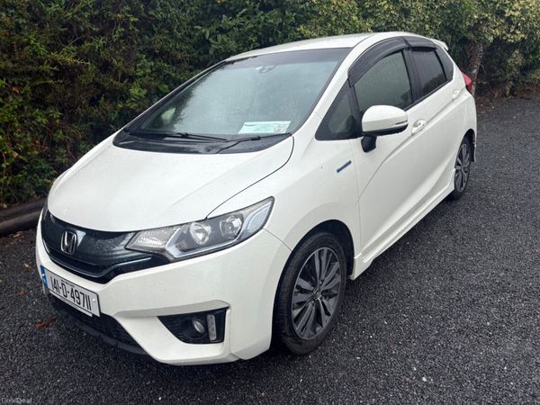 Honda Fit Hatchback, Petrol Hybrid, 2014, White