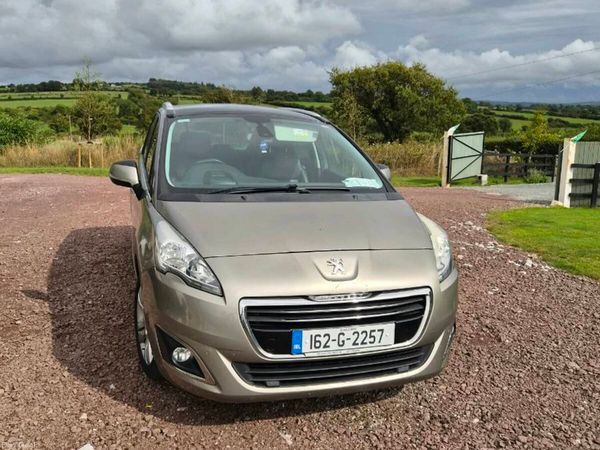 Peugeot 5008 MPV, Diesel, 2016, Grey