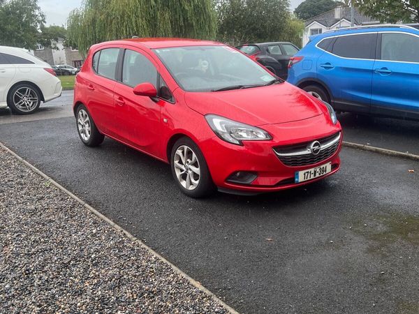 Opel Corsa Hatchback, Petrol, 2017, Red