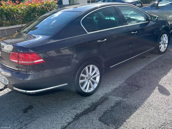 Volkswagen Passat Saloon, Diesel, 2013, Black