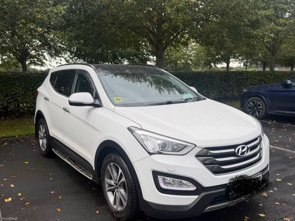 Hyundai Santa Fe SUV, Diesel, 2015, White