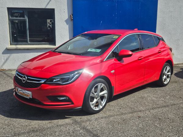 Opel Astra Hatchback, Petrol, 2017, Red