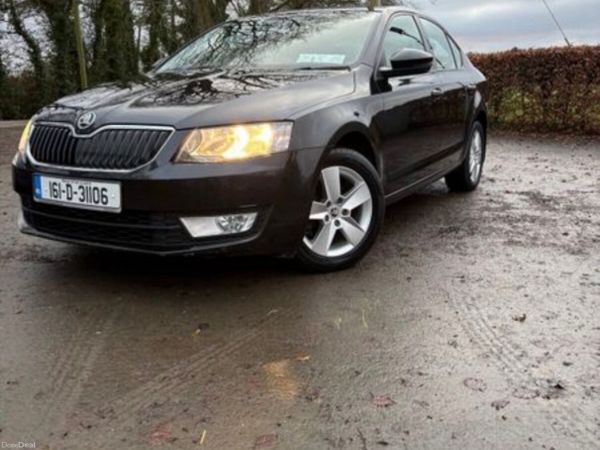 Skoda Octavia Saloon, Diesel, 2016, Black