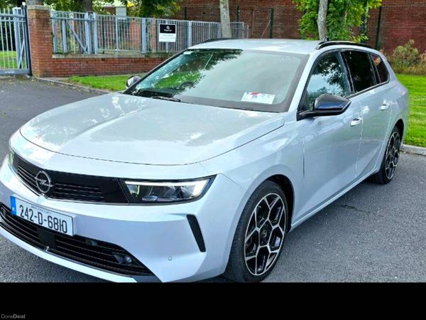 Opel Astra Estate/Jeep, Diesel, 2024, Grey