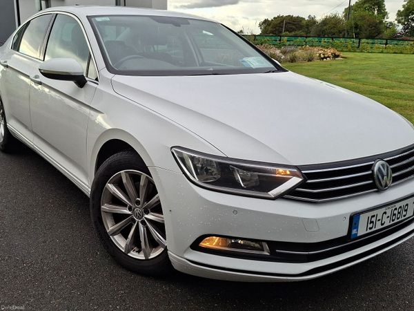 Volkswagen Passat Saloon, Diesel, 2015, White