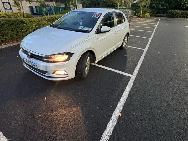 Volkswagen Polo Hatchback, Petrol, 2018, White