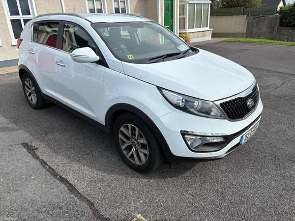 Kia Sportage SUV, Diesel, 2015, White