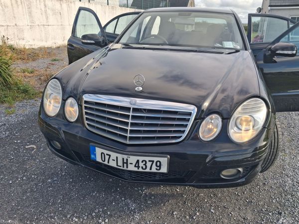 Mercedes-Benz E-Class Saloon, Petrol, 2007, Black