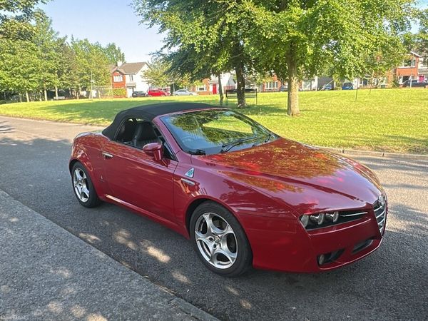 Alfa Romeo Spider Convertible, Petrol, 2008, Red